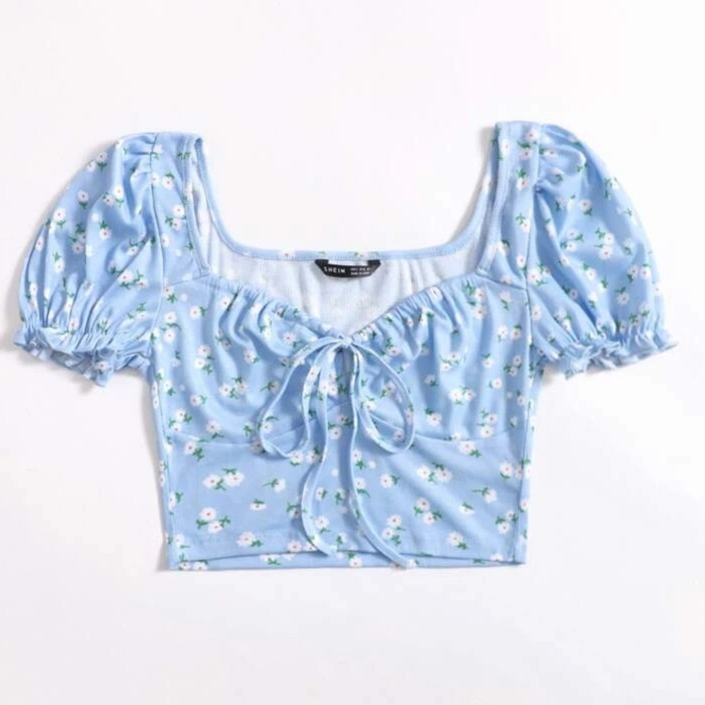 SHEIN baby blue daisy cropped floral milkmaid top tie front size S
